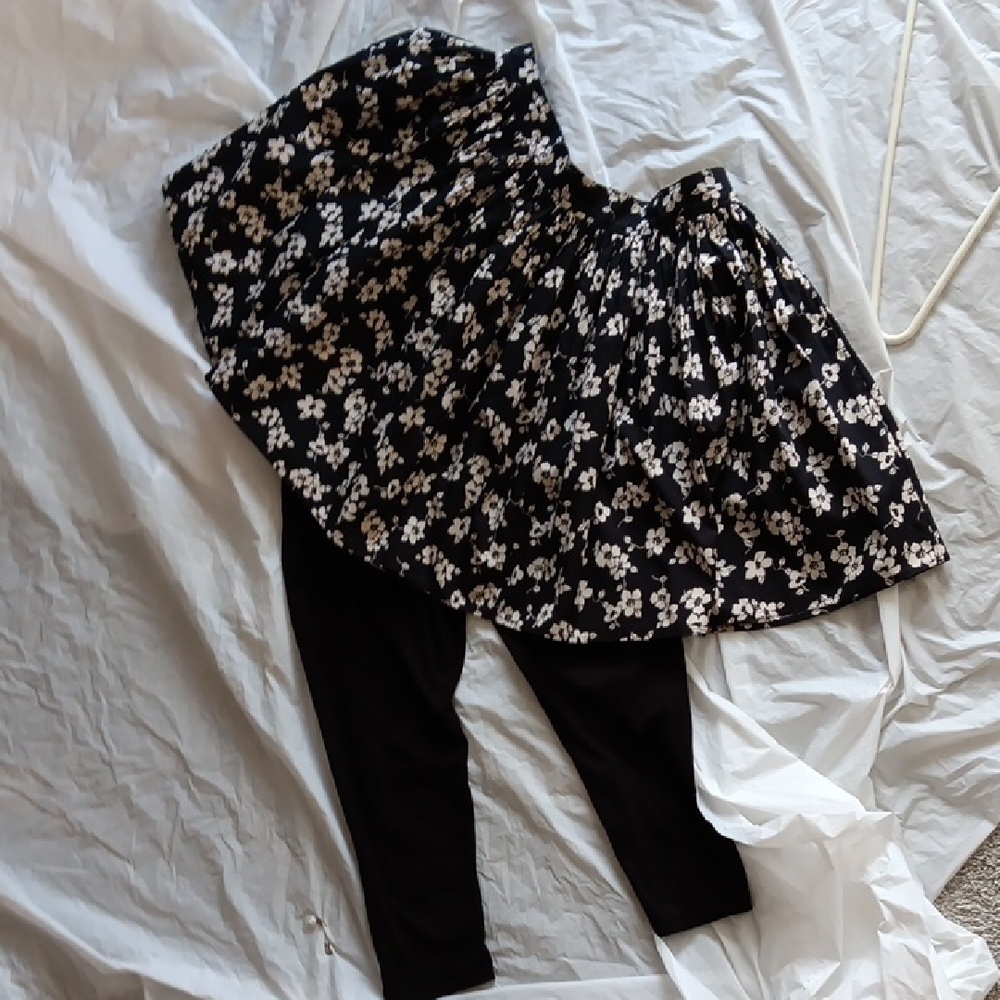 Polo by Ralph Lauren Floral Patterned Mini Skirt and Coordinated Black Leggings